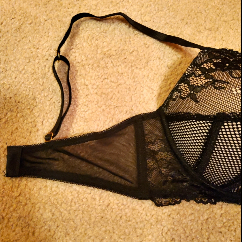 Bra - Picture 3 of 4
